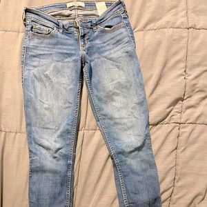 Hollister jeans size 1
